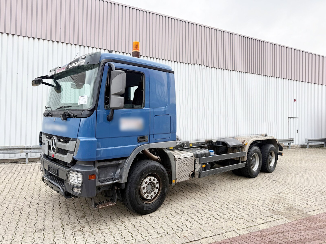 Mercedes-Benz Actros 3346 6x4 Actros 3346 6x4, Retarder, Only Chassis! - Châssis cabine: photos 1 Mercedes-Benz Actros 3346 6x4 Actros 3346 6x4, Retarder, Only Chassis! - Châssis cabine: photos 1