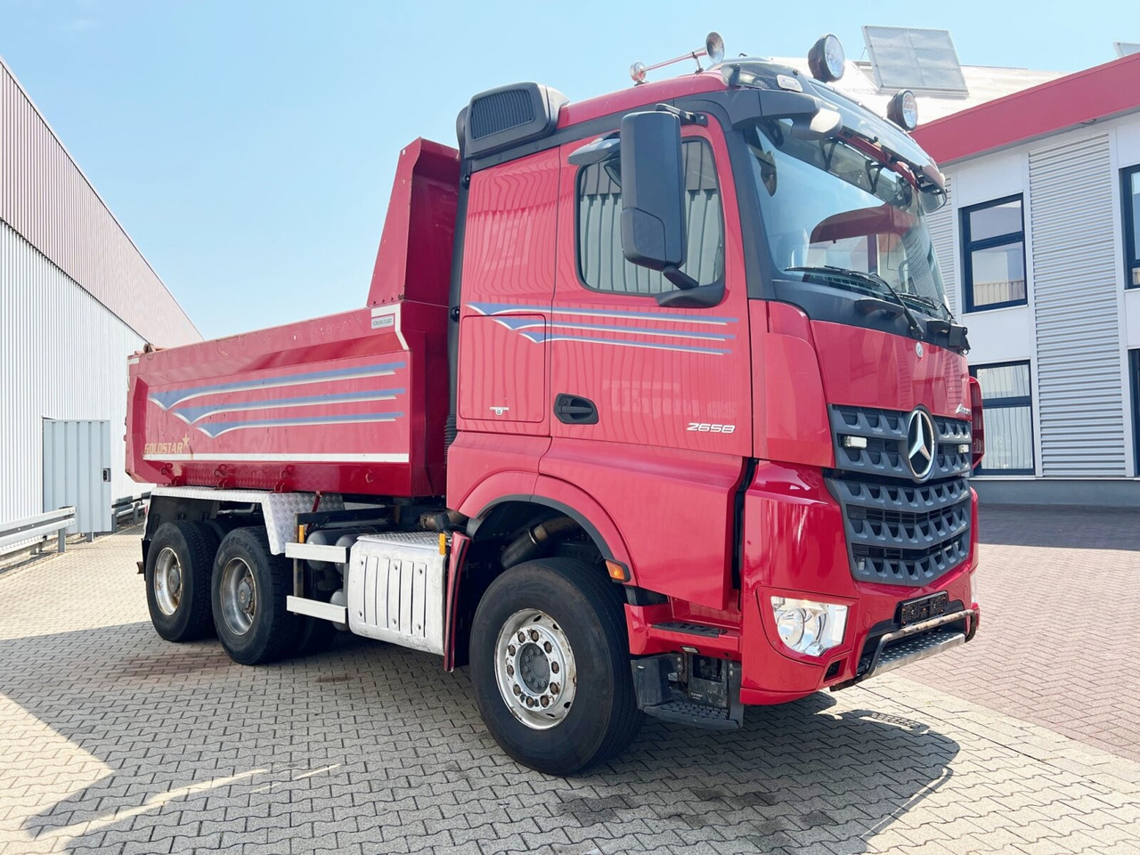 Camion benne Mercedes-Benz Arocs 2658 K 6x4 Arocs 2658 K 6x4, Retarder, Stahlmulde ca. 11m³, hydr. Heckklappenöffnung: photos 9 Camion benne Mercedes-Benz Arocs 2658 K 6x4 Arocs 2658 K 6x4, Retarder, Stahlmulde ca. 11m³, hydr. Heckklappenöffnung: photos 9