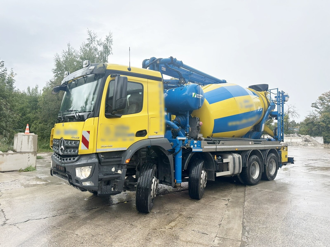 Mercedes-Benz Arocs 3246 B 8x4 Stetter Mischer 7m³, Pumpe 25m Arocs 3246 B 8x4 Stetter Mischer 7m³, Pumpe 25m - Camion malaxeur: photos 1 Mercedes-Benz Arocs 3246 B 8x4 Stetter Mischer 7m³, Pumpe 25m Arocs 3246 B 8x4 Stetter Mischer 7m³, Pumpe 25m - Camion malaxeur: photos 1