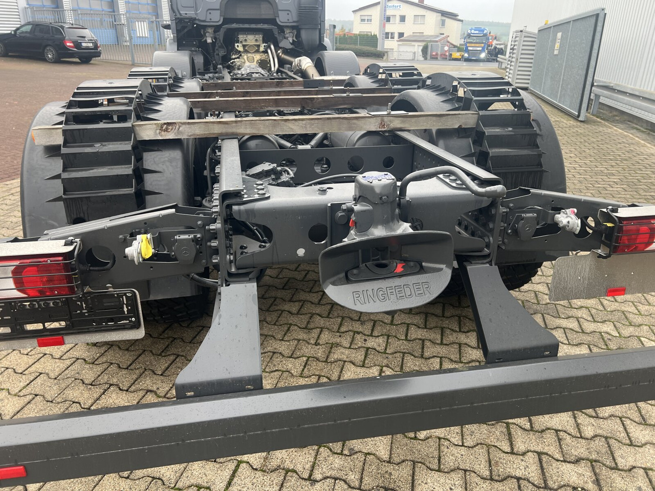 Mercedes-Benz Arocs 3251 L 8x4/4 Arocs 3251 L 8x4/4, Motorabtrieb - Camion benne: photos 2 Mercedes-Benz Arocs 3251 L 8x4/4 Arocs 3251 L 8x4/4, Motorabtrieb - Camion benne: photos 2