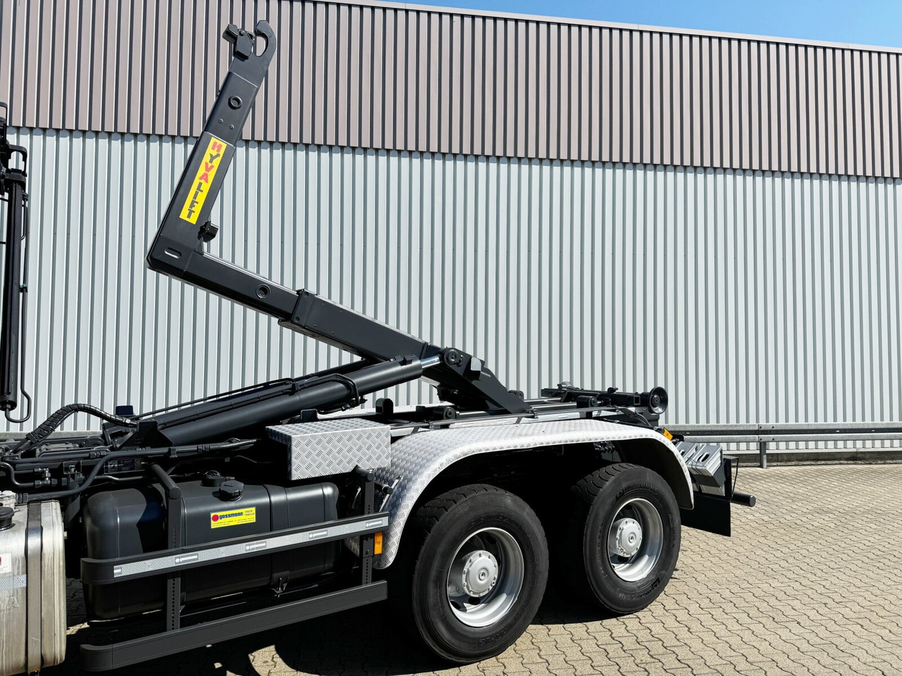 Mercedes-Benz Arocs 3351 AK 6x6 Arocs 3351 AK 6x6, Retarder, Navi, Grounder, Kran Atlas AK 190.2E, Funk - Camion ampliroll, Camion grue: photos 3 Mercedes-Benz Arocs 3351 AK 6x6 Arocs 3351 AK 6x6, Retarder, Navi, Grounder, Kran Atlas AK 190.2E, Funk - Camion ampliroll, Camion grue: photos 3