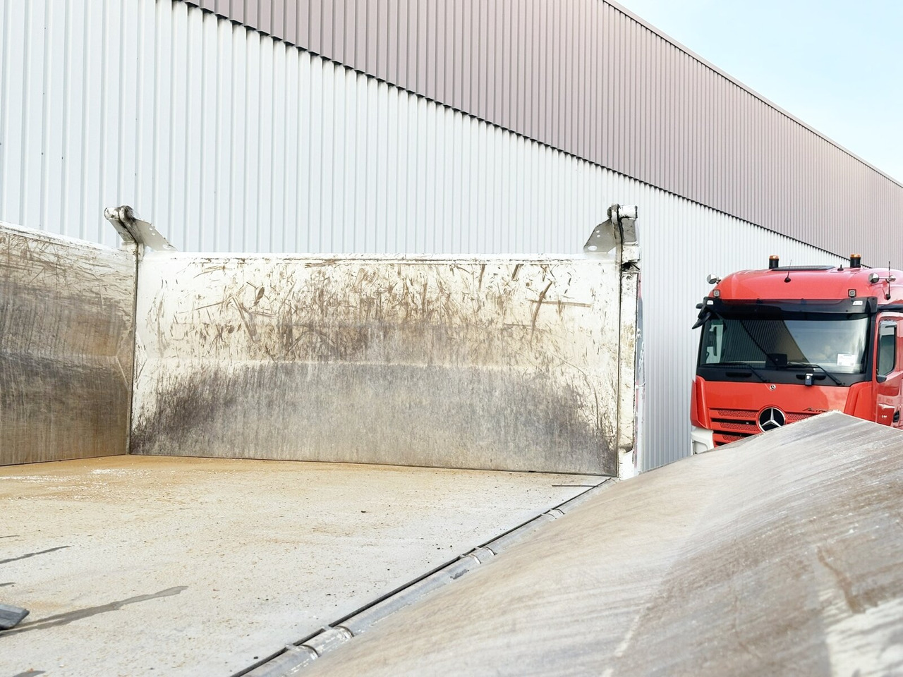 Mercedes-Benz Arocs 3445 K 8x4/4 Arocs 3445 K 8x4/4, Meiller Bordmatik links - Camion benne: photos 5 Mercedes-Benz Arocs 3445 K 8x4/4 Arocs 3445 K 8x4/4, Meiller Bordmatik links - Camion benne: photos 5