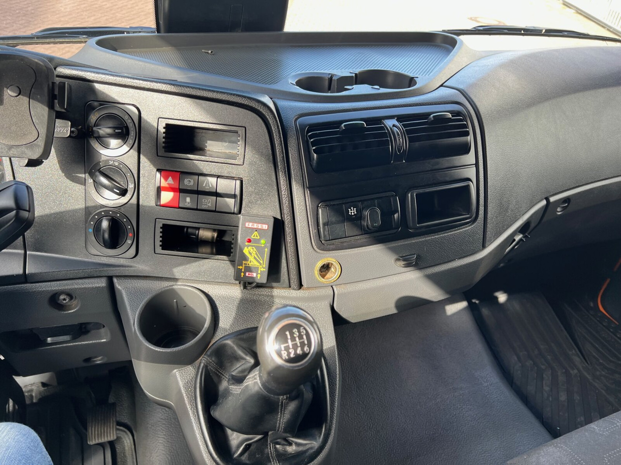 Camion grue, Camion plateau Mercedes-Benz Atego 1023 L 4x2 Atego 1023 L 4x2 mit Kran Fassi F85B.0.21: photos 7