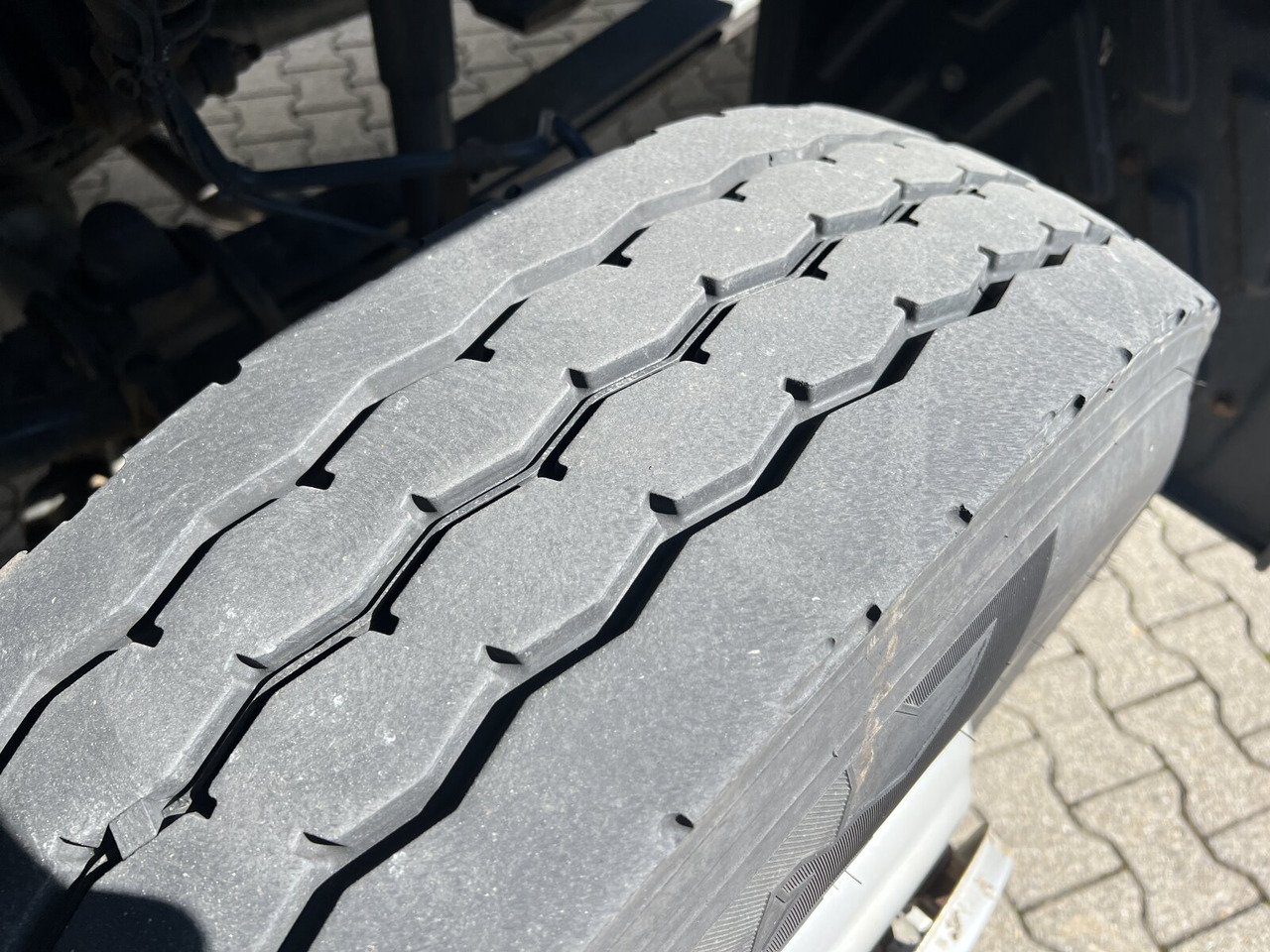 Mercedes-Benz Atego 1323 AK 4x4 Atego 1323 AK 4x4 - Camion benne: photos 5 Mercedes-Benz Atego 1323 AK 4x4 Atego 1323 AK 4x4 - Camion benne: photos 5