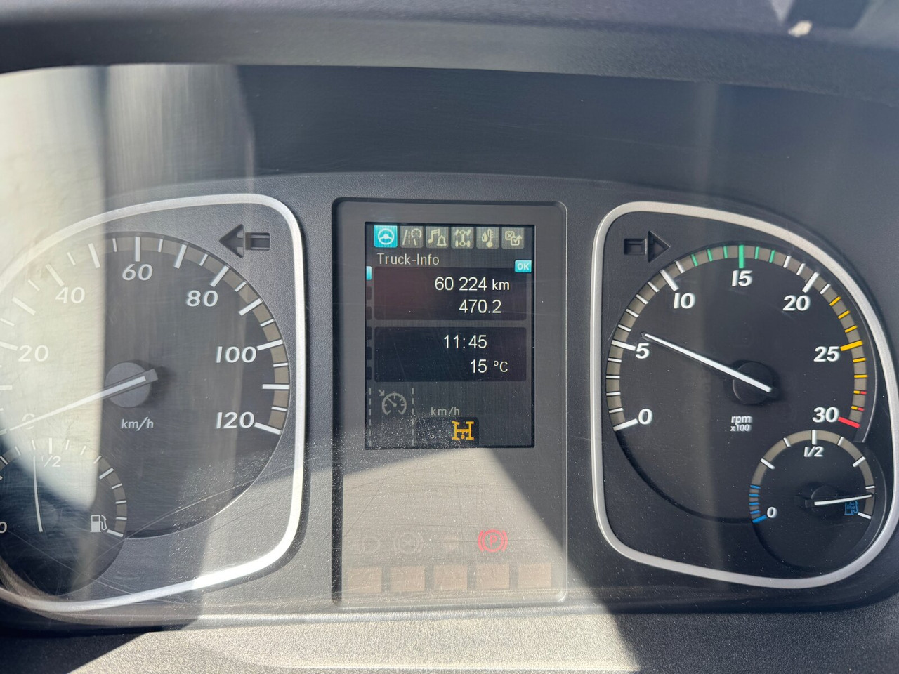 Mercedes-Benz Atego 1630 K 4x2 Atego 1630 K 4x2, 2x AHK - Camion benne: photos 3 Mercedes-Benz Atego 1630 K 4x2 Atego 1630 K 4x2, 2x AHK - Camion benne: photos 3