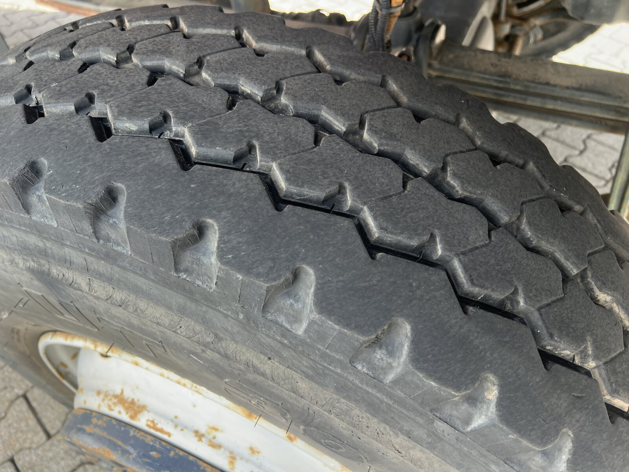 Mercedes-Benz Atego 1823 AK 4x4 Atego 1823 AK 4x4 - Camion benne: photos 5 Mercedes-Benz Atego 1823 AK 4x4 Atego 1823 AK 4x4 - Camion benne: photos 5