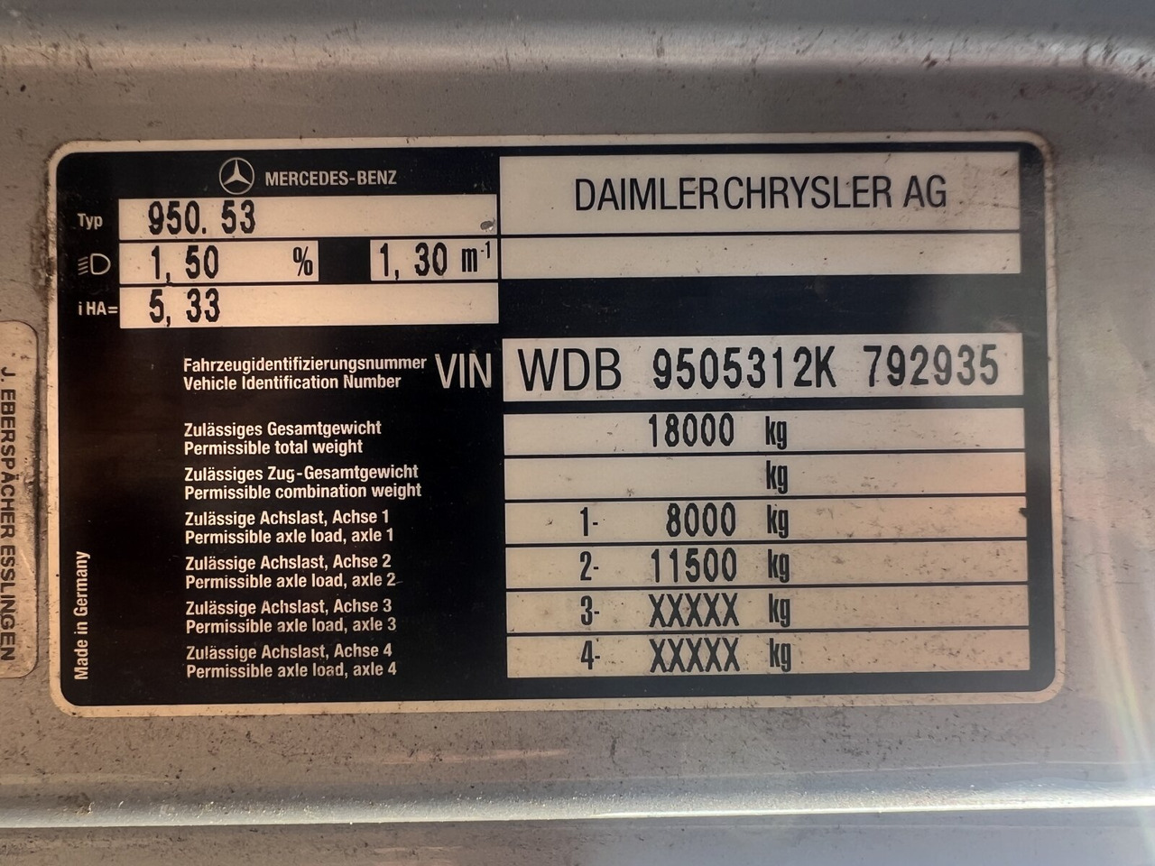 Mercedes-Benz Atego 1828 L 4x2 Atego 1828 L 4x2, Rechtslenker, Winterdienstaustattung - Châssis cabine: photos 4 Mercedes-Benz Atego 1828 L 4x2 Atego 1828 L 4x2, Rechtslenker, Winterdienstaustattung - Châssis cabine: photos 4