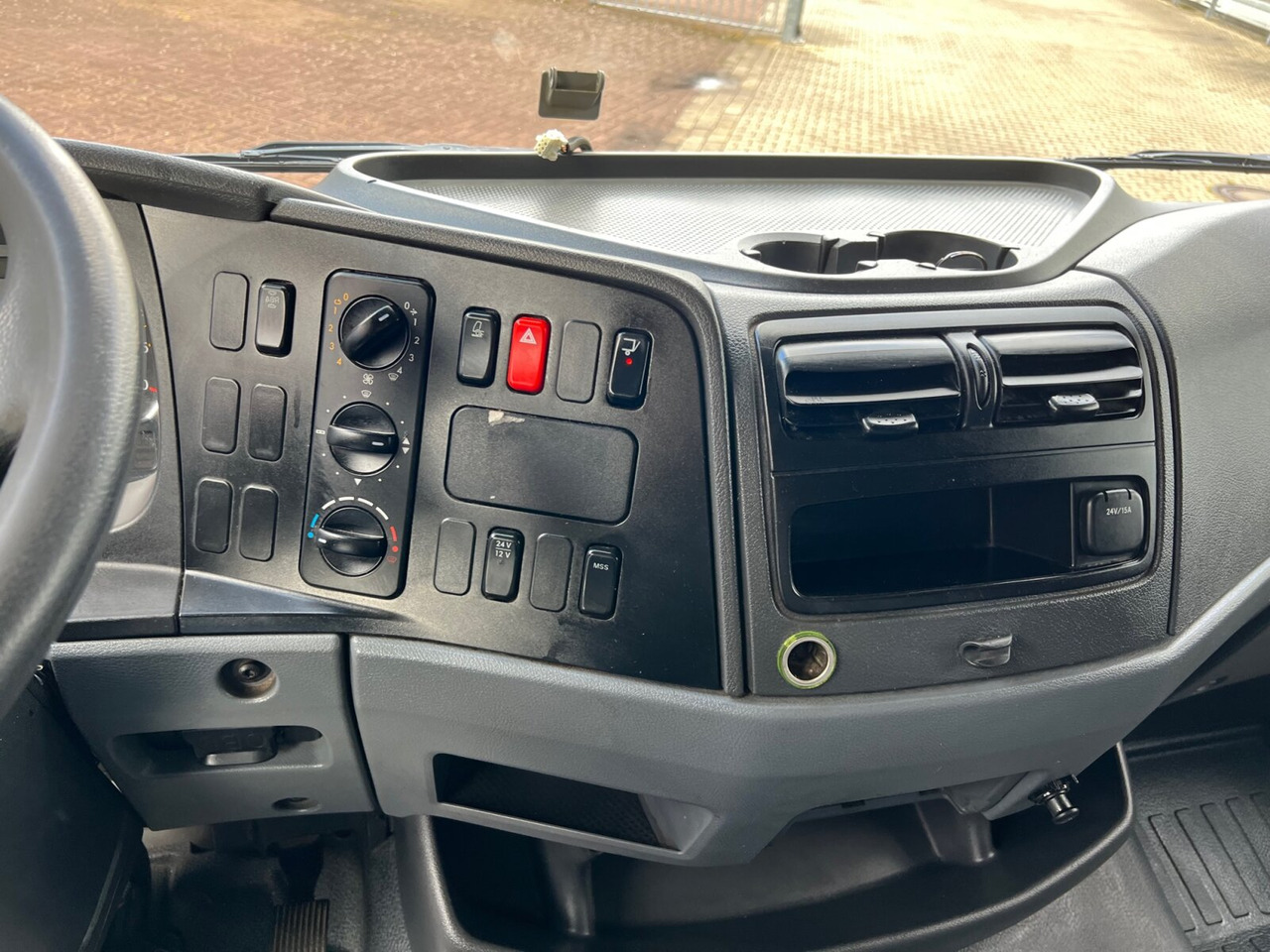 Mercedes-Benz Atego 818 L 4x2 Atego 818 L 4x2 mit MBB LBW, 4x Vorhanden! - Camion fourgon: photos 5 Mercedes-Benz Atego 818 L 4x2 Atego 818 L 4x2 mit MBB LBW, 4x Vorhanden! - Camion fourgon: photos 5