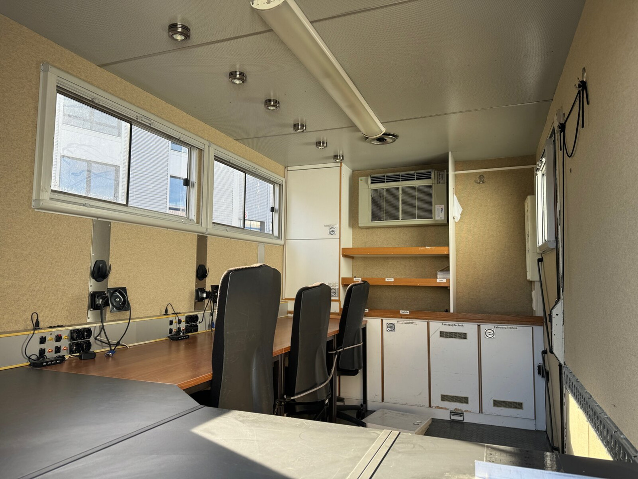 Camion fourgon Mercedes-Benz Sprinter 516 CDI 4x2 Sprinter 516 CDI 4x2, Übertragungsfahrzeug: photos 15