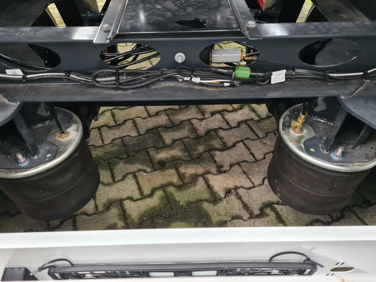 PS2H M3 PS2H M3 Schlitten-Abrollanhänger - Remorque ampliroll/ Multibenne: photos 2 PS2H M3 PS2H M3 Schlitten-Abrollanhänger - Remorque ampliroll/ Multibenne: photos 2