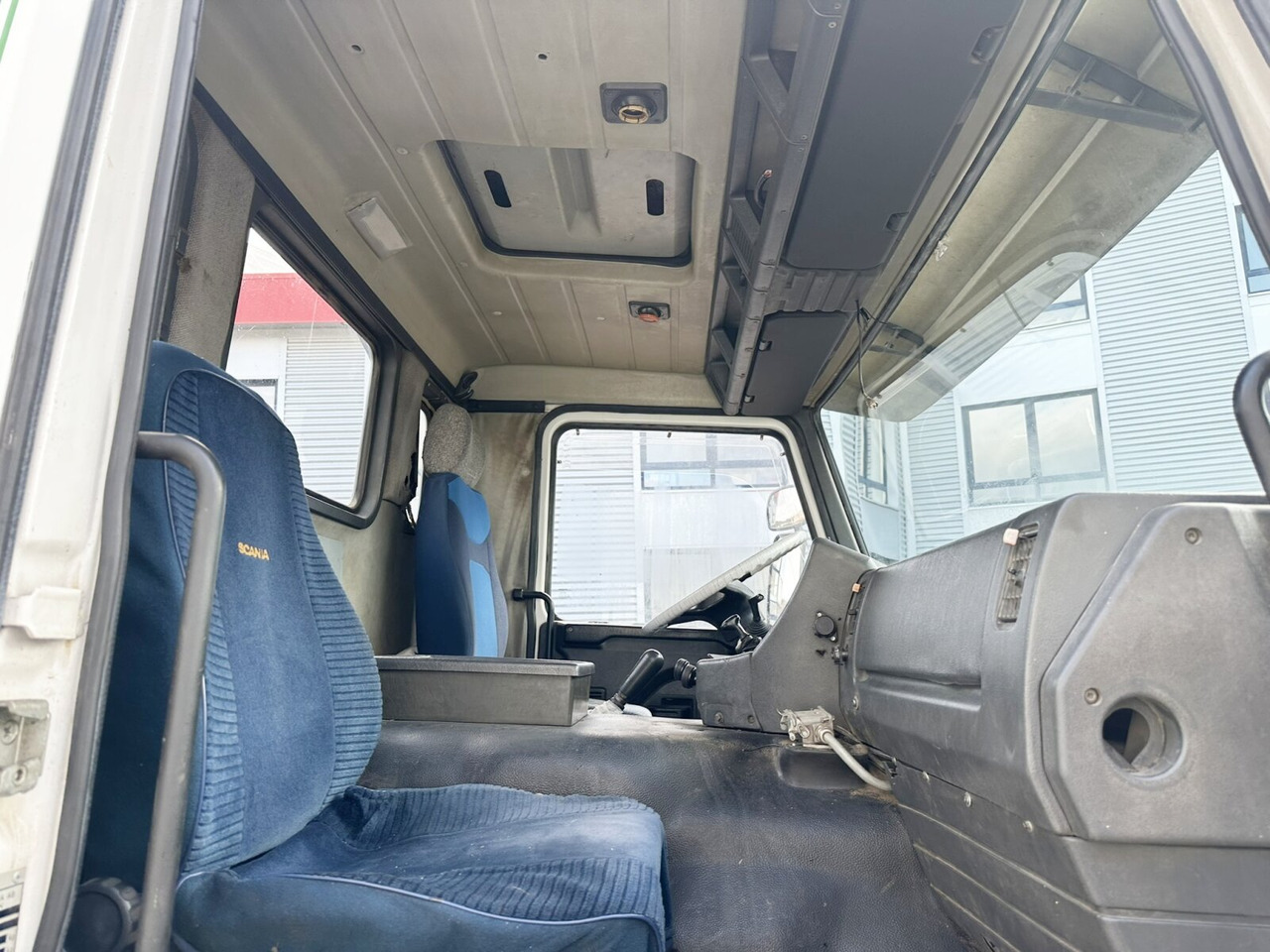 Scania P93 HK 250 6x4L P93 HK 250 6x4L - Châssis cabine: photos 4 Scania P93 HK 250 6x4L P93 HK 250 6x4L - Châssis cabine: photos 4