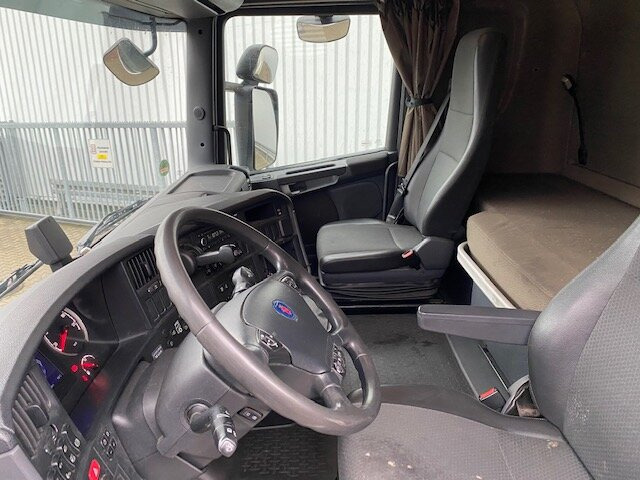 Scania R450 LB 6x2-4 R450 LB 6x2-4 Getränkekoffer, Retarder, Lift-/Lenkachse, Stapleraufnahme - Camion fourgon: photos 4 Scania R450 LB 6x2-4 R450 LB 6x2-4 Getränkekoffer, Retarder, Lift-/Lenkachse, Stapleraufnahme - Camion fourgon: photos 4