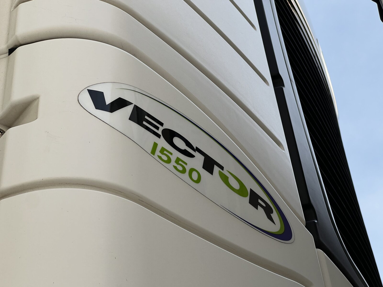 Schmitz Cargobull SKO 24/L-13.4 FP 45 SKO 24/L-13.4 FP 25 45 COOL, Mega, Doppelstock - Semi-remorque frigorifique: photos 3 Schmitz Cargobull SKO 24/L-13.4 FP 45 SKO 24/L-13.4 FP 25 45 COOL, Mega, Doppelstock - Semi-remorque frigorifique: photos 3