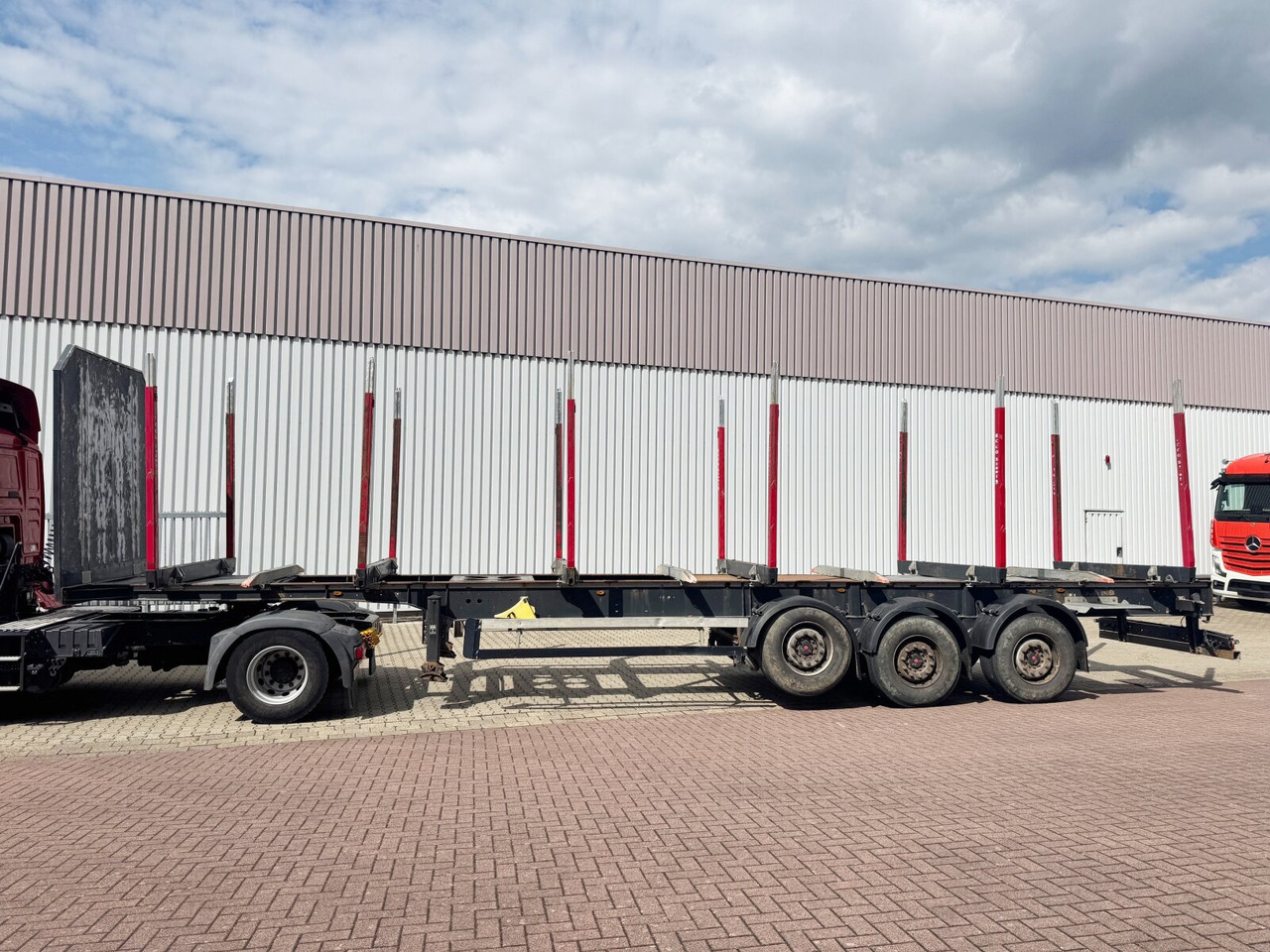 Schwarzmüller 3-Achs Holzauflieger 3-Achs Holzauflieger, Liftachse, MEHRFACH VORHANDEN! - Semi-remorque grumier: photos 2 Schwarzmüller 3-Achs Holzauflieger 3-Achs Holzauflieger, Liftachse, MEHRFACH VORHANDEN! - Semi-remorque grumier: photos 2