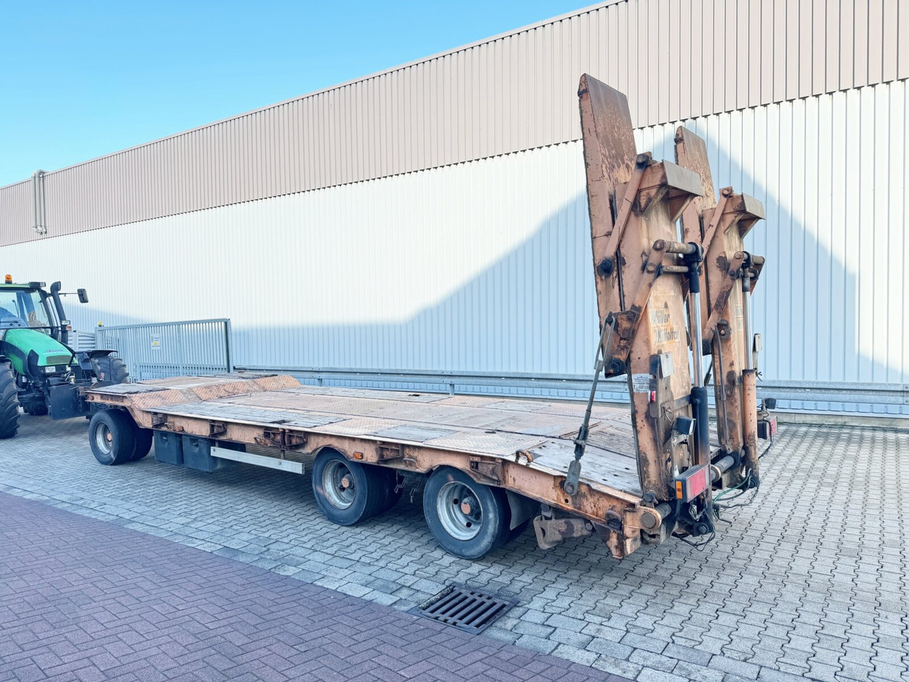 Remorque porte-engin surbaissée pour transport de équipements lourds T 3 Kompakt 30,0 T 3 Kompakt 30,0, Hydr. Rampen, Verbr. auf 3m: photos 7 Remorque porte-engin surbaissée pour transport de équipements lourds T 3 Kompakt 30,0 T 3 Kompakt 30,0, Hydr. Rampen, Verbr. auf 3m: photos 7