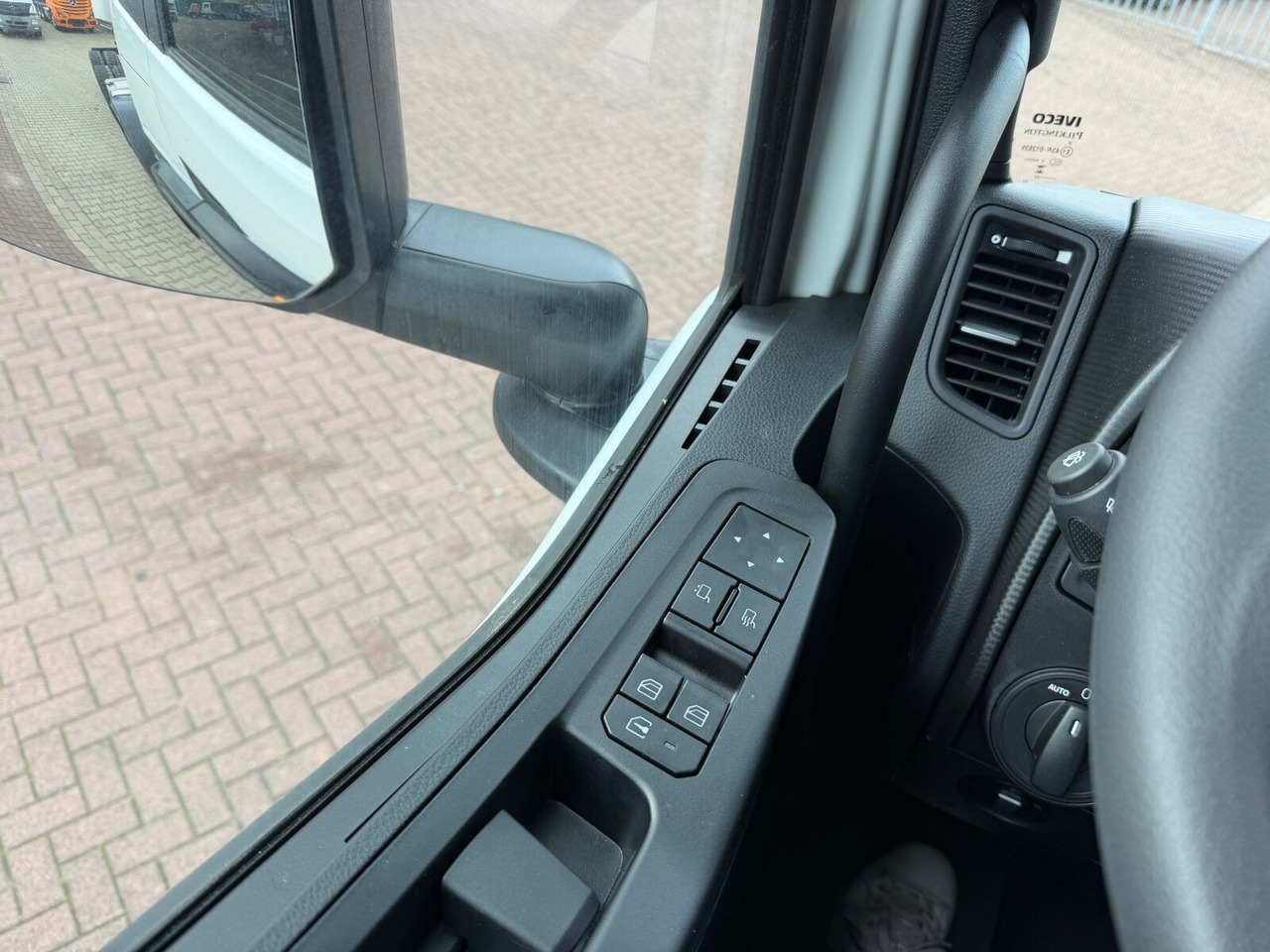 Châssis cabine neuf T-Way AT410T51 8x4 T-Way AT410T51 8x4, Retarder, Nebenantrieb, 4x VORHANDEN!: photos 7 Châssis cabine neuf T-Way AT410T51 8x4 T-Way AT410T51 8x4, Retarder, Nebenantrieb, 4x VORHANDEN!: photos 7