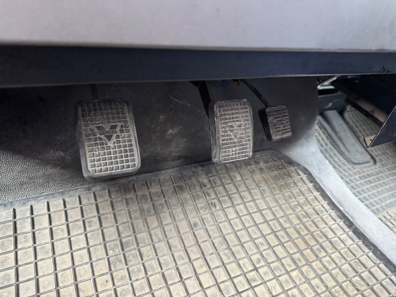 MAN TGX 18.360 4x2 BLS TGX 18.360 4x2 BLS, Fahrschulausstattung - Tracteur routier: photos 2 MAN TGX 18.360 4x2 BLS TGX 18.360 4x2 BLS, Fahrschulausstattung - Tracteur routier: photos 2