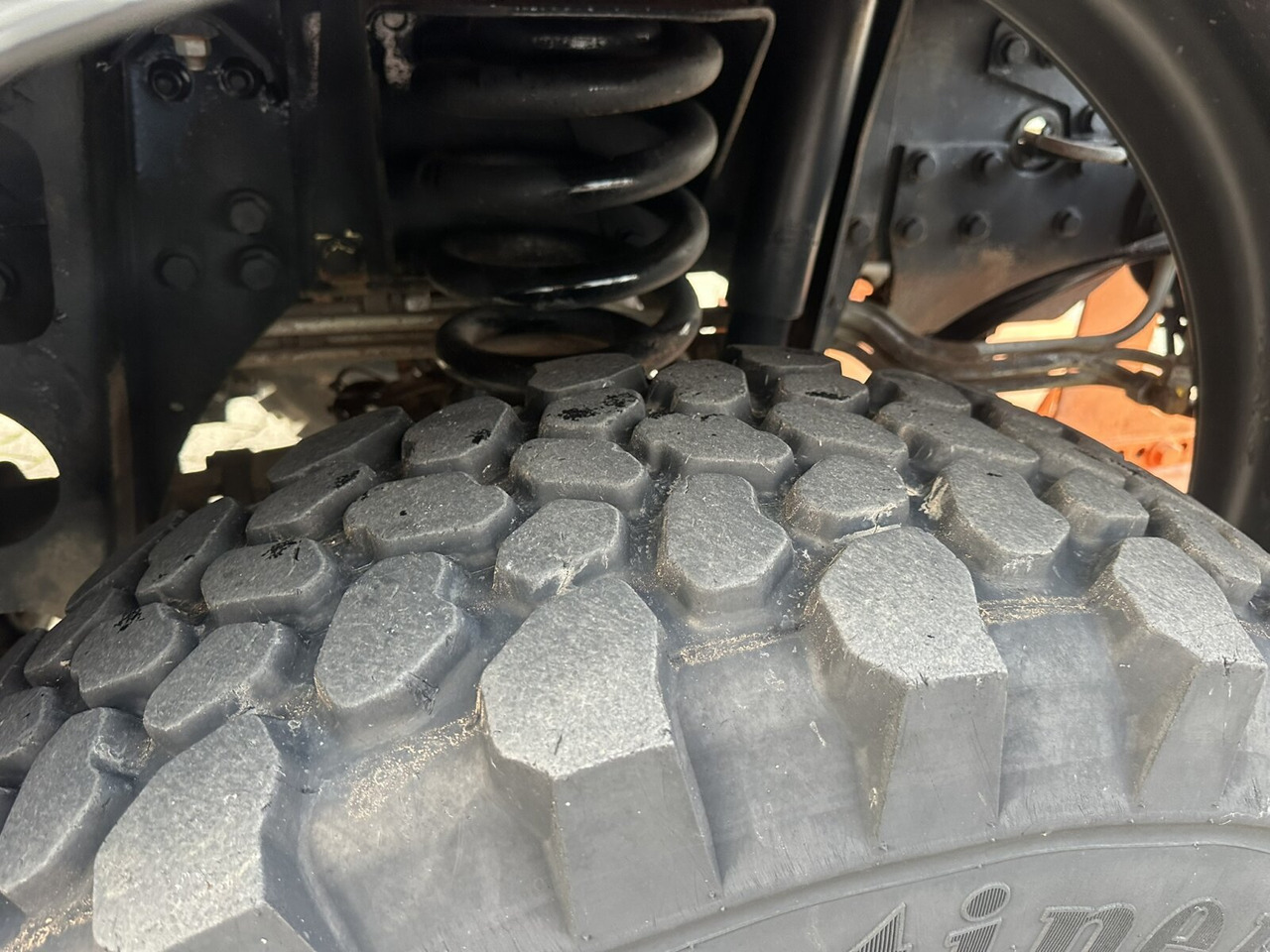 Unimog U300 405/10 4x4 U300 405/10 4x4, Kommunalhydraulik, Frontzapfwelle, Kipper - Véhicule utilitaire: photos 4 Unimog U300 405/10 4x4 U300 405/10 4x4, Kommunalhydraulik, Frontzapfwelle, Kipper - Véhicule utilitaire: photos 4