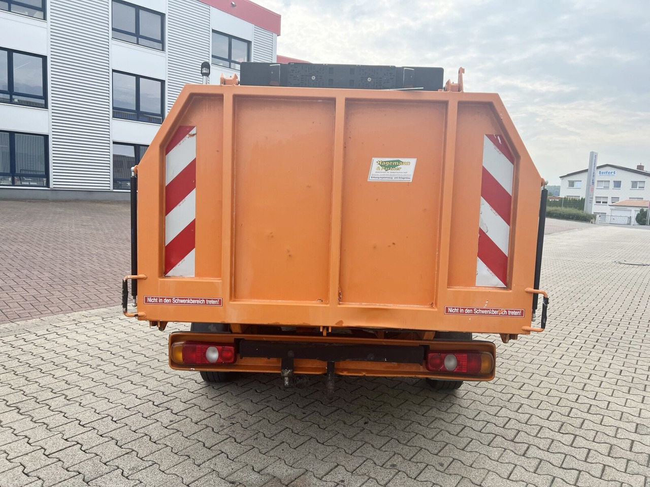 Benne à ordures ménagères pour transport de déchets Volkswagen T5 1.9 TDI 4x2 Müllwagen T5 1.9 TDI 4x2, Hagemann Müllpreßaufbau ca. 3,4m³, Rechtslenker: photos 12