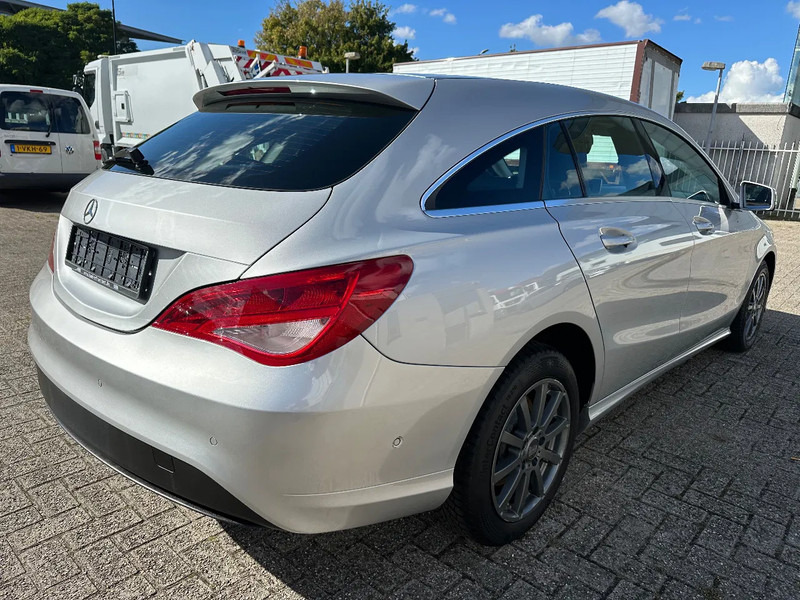Mercedes-Benz CLA-Klasse 200 D - SHOOTING BRAKE + STANDKLIMA + NAVI - Voiture: photos 5 Mercedes-Benz CLA-Klasse 200 D - SHOOTING BRAKE + STANDKLIMA + NAVI - Voiture: photos 5