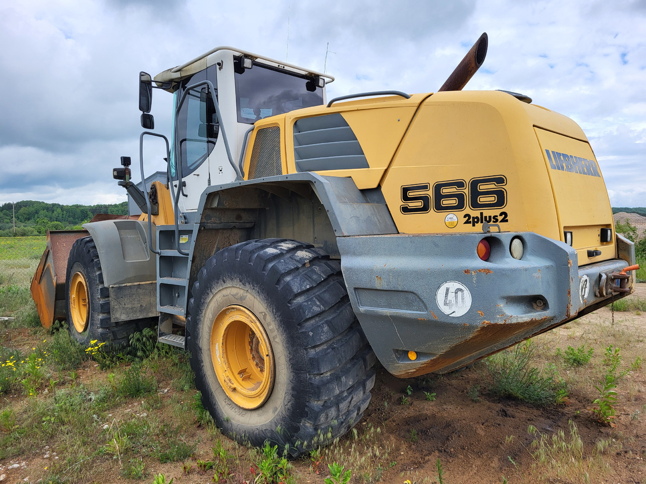 LIEBHERR L566 - Chargeuse sur pneus: photos 4 LIEBHERR L566 - Chargeuse sur pneus: photos 4