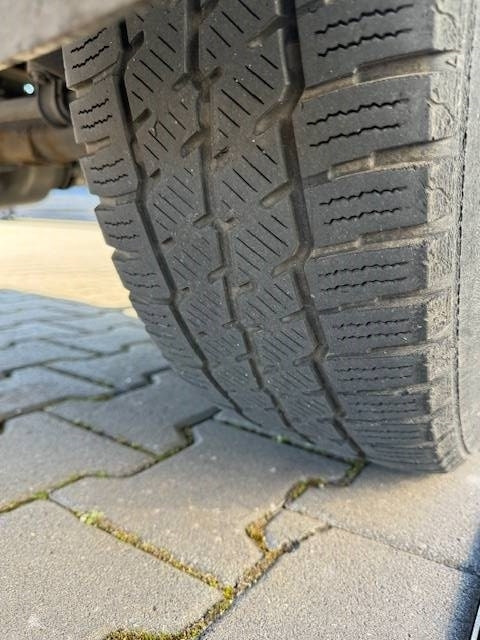 Fourgon utilitaire Iveco Daily 35 S12: photos 15