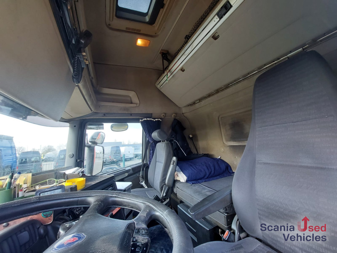 SCANIA R 420 LA4x2MEB Volumen MEGA JumbO Vollluft - Tracteur routier: photos 4 SCANIA R 420 LA4x2MEB Volumen MEGA JumbO Vollluft - Tracteur routier: photos 4