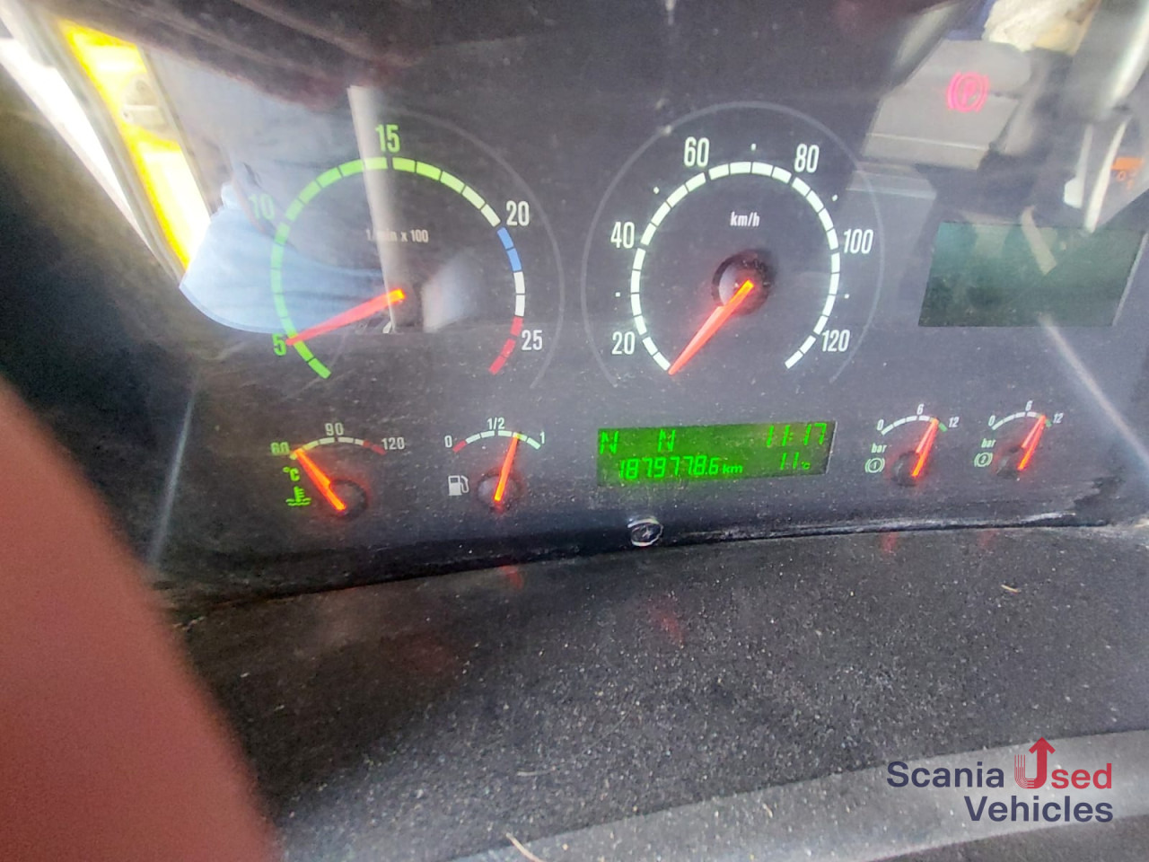 SCANIA R 420 LA4x2MEB Volumen MEGA JumbO Vollluft - Tracteur routier: photos 5 SCANIA R 420 LA4x2MEB Volumen MEGA JumbO Vollluft - Tracteur routier: photos 5