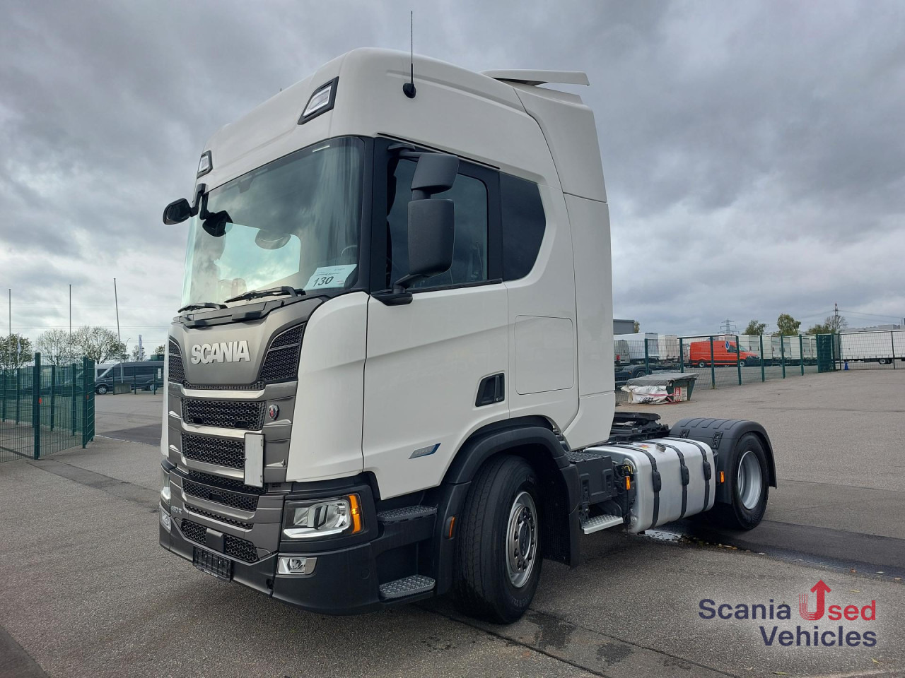 SCANIA R 460 A4x2NA,SUPER, 2 Kreis Hydraulik, NAVI, Stand - Tracteur routier: photos 1 SCANIA R 460 A4x2NA,SUPER, 2 Kreis Hydraulik, NAVI, Stand - Tracteur routier: photos 1