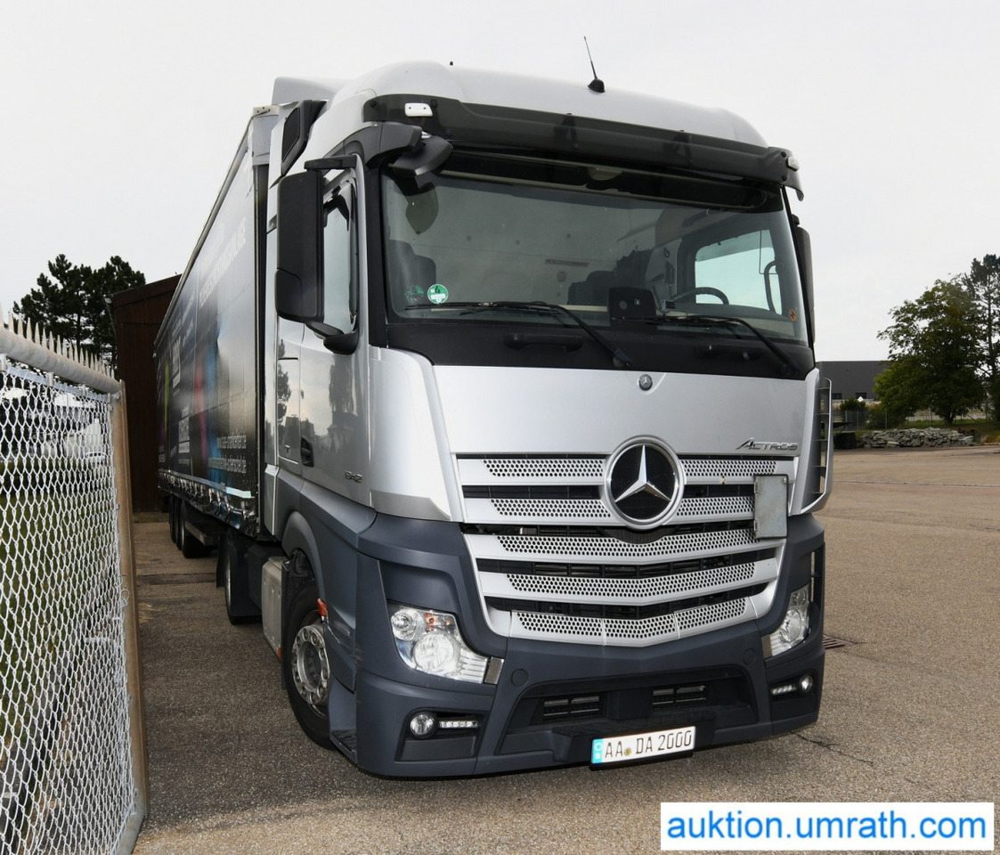 Mercedes Benz Actros DB 1842 LS Sattelzugmaschine EURO 6 StreamSpace LowLiner Klimaautomatik Automatikgetriebe Navi - Tracteur routier: photos 3 Mercedes Benz Actros DB 1842 LS Sattelzugmaschine EURO 6 StreamSpace LowLiner Klimaautomatik Automatikgetriebe Navi - Tracteur routier: photos 3