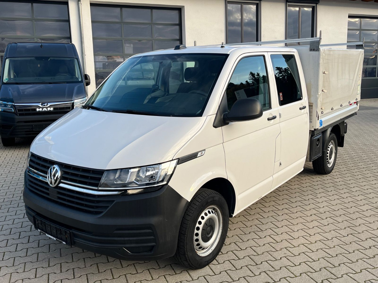 Volkswagen T6.1 DOKA Pritsche 4x4 Sperre Standheizung - Utilitaire rideaux coulissants (PLSC), Utilitaire double cabine: photos 1 Volkswagen T6.1 DOKA Pritsche 4x4 Sperre Standheizung - Utilitaire rideaux coulissants (PLSC), Utilitaire double cabine: photos 1