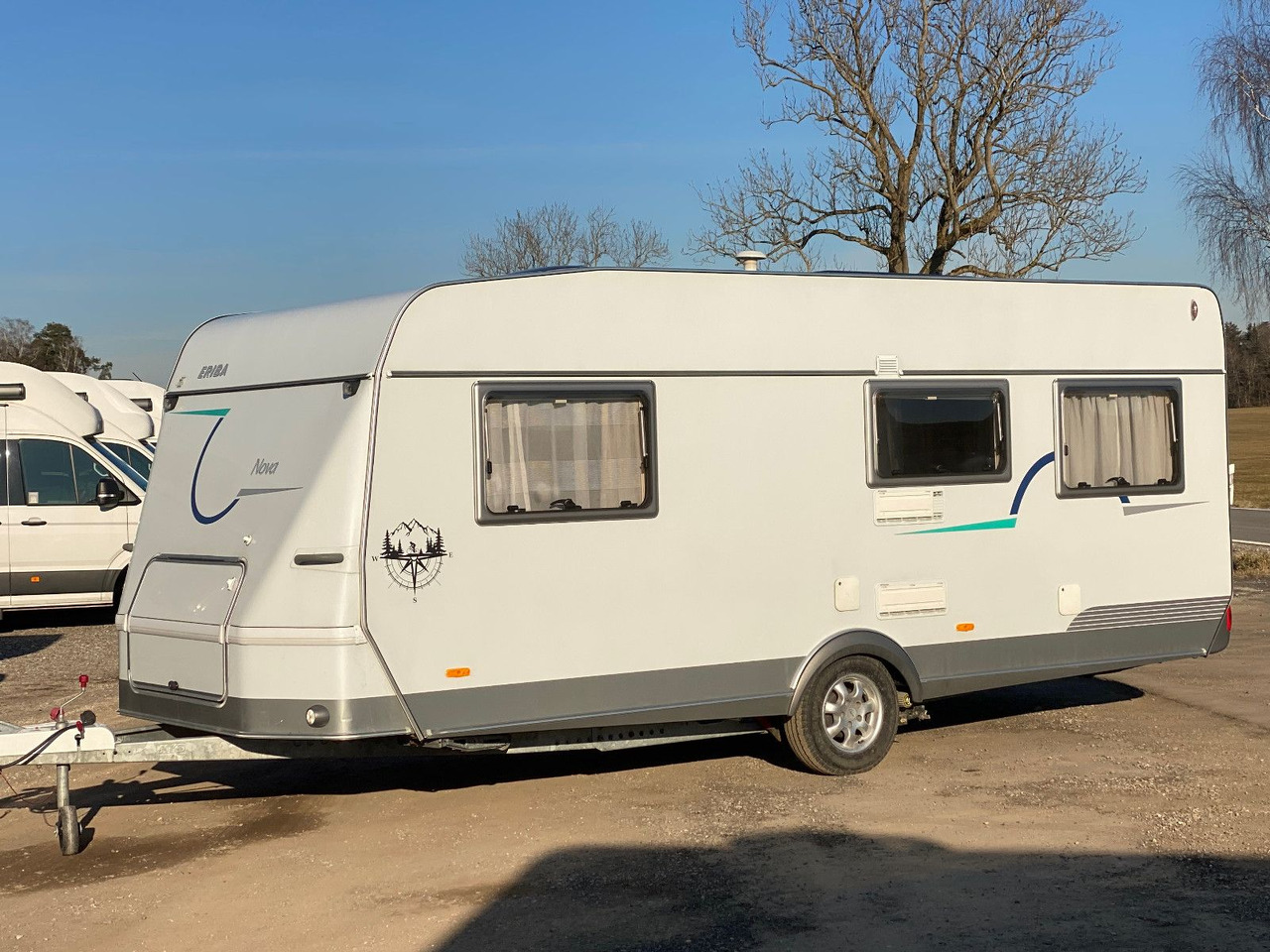 Caravane HYMER / ERIBA / HYMERCAR Nova 530 Swing mit Längsbetten und Moser, top Zu: photos 6