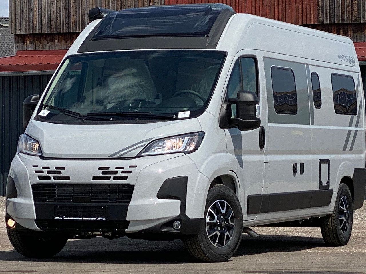 LMC Innovan 600 mit Automatik, Dieselheizung - Fourgon aménagé: photos 3 LMC Innovan 600 mit Automatik, Dieselheizung - Fourgon aménagé: photos 3
