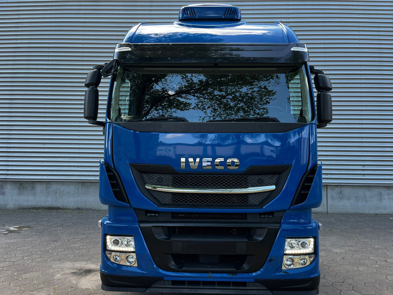 Iveco Stralis AS 570 / Retarder / Roof Klima / 2 Tanks / 2 In Stock - Tracteur routier: photos 4 Iveco Stralis AS 570 / Retarder / Roof Klima / 2 Tanks / 2 In Stock - Tracteur routier: photos 4