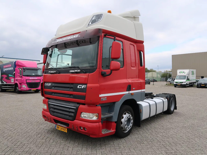 DAF CF 85.410 low deck, Euro 5, Aut, TUV, NL Truck TOP! - Tracteur routier: photos 1 DAF CF 85.410 low deck, Euro 5, Aut, TUV, NL Truck TOP! - Tracteur routier: photos 1
