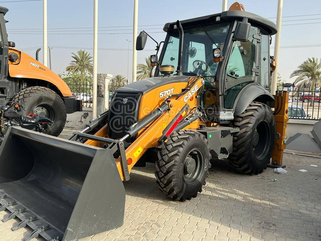 CASE 570 T BACKHOE LOADER MY23 - Tractopelle: photos 1 CASE 570 T BACKHOE LOADER MY23 - Tractopelle: photos 1