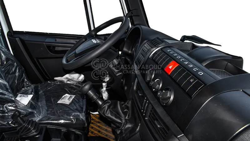 Châssis cabine Iveco Euro Cargo ML180 4x2 Chassis: photos 6 Châssis cabine Iveco Euro Cargo ML180 4x2 Chassis: photos 6