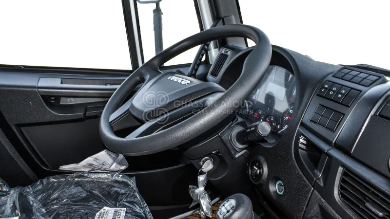 Châssis cabine Iveco Euro Cargo ML180 4x2 Chassis: photos 8 Châssis cabine Iveco Euro Cargo ML180 4x2 Chassis: photos 8