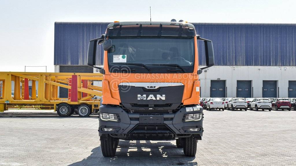 MAN TRUCK CHASSIS – TGS 41.480 – 8X4 BB CH - Châssis cabine: photos 2 MAN TRUCK CHASSIS – TGS 41.480 – 8X4 BB CH - Châssis cabine: photos 2