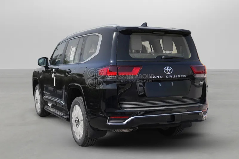 Toyota Land Cruiser 300 - SUV: photos 4 Toyota Land Cruiser 300 - SUV: photos 4