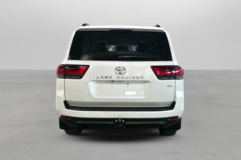 Toyota Land Cruiser 300 - SUV: photos 5 Toyota Land Cruiser 300 - SUV: photos 5