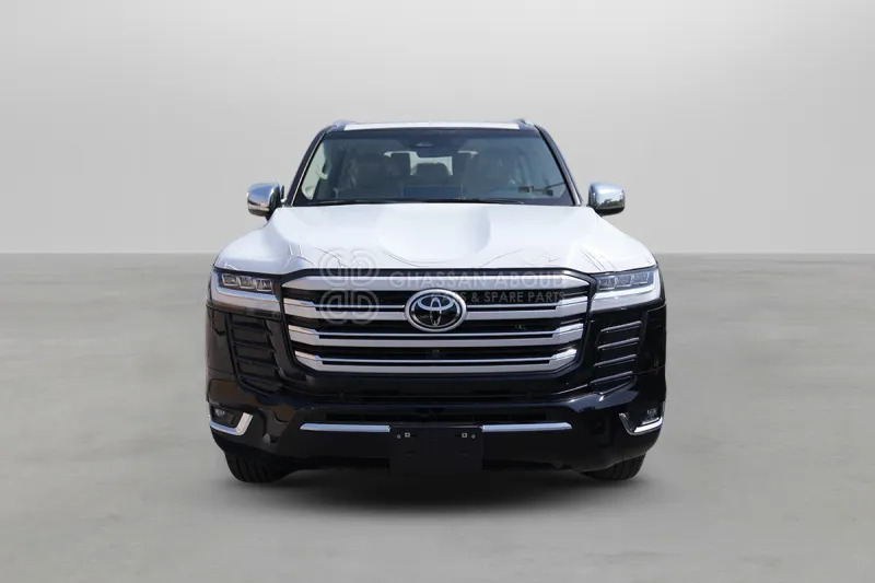 Toyota Land Cruiser 300 - SUV: photos 2 Toyota Land Cruiser 300 - SUV: photos 2