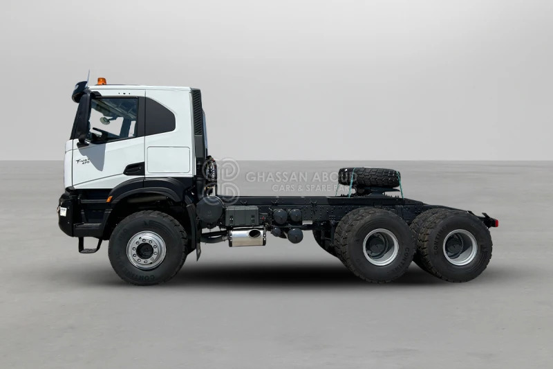 Iveco T-WAY AT720T47WTH 6x6 R20 Tyres Tractor Head - Barcelona Stock - Tracteur routier: photos 4 Iveco T-WAY AT720T47WTH 6x6 R20 Tyres Tractor Head - Barcelona Stock - Tracteur routier: photos 4