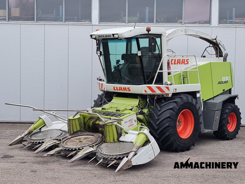 Claas Jaguar 830 profistar - Ensileuse: photos 1 Claas Jaguar 830 profistar - Ensileuse: photos 1
