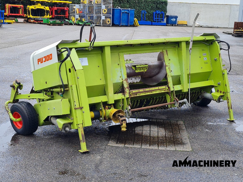 Claas PU300 pick up - Accessoire aux ensileuses pour Machine agricole: photos 4 Claas PU300 pick up - Accessoire aux ensileuses pour Machine agricole: photos 4