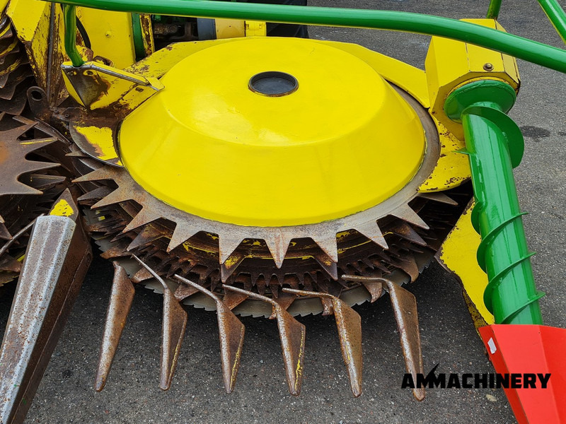 Kemper 4500 fits JD rotary corn header - Cueilleur de maïs: photos 5 Kemper 4500 fits JD rotary corn header - Cueilleur de maïs: photos 5