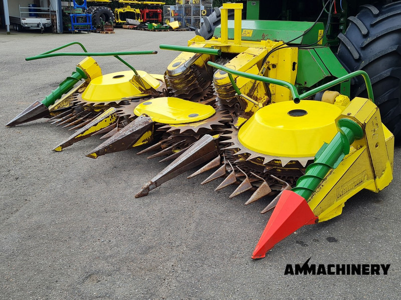 Kemper 4500 fits JD rotary corn header - Cueilleur de maïs: photos 3 Kemper 4500 fits JD rotary corn header - Cueilleur de maïs: photos 3