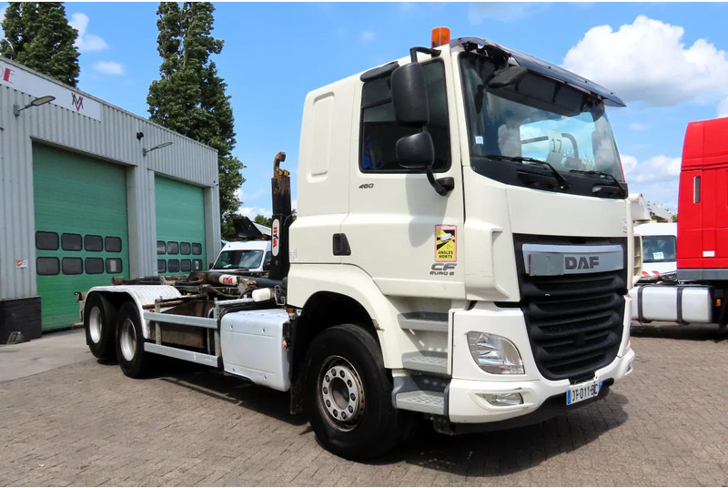 DAF CF 460 HYVA, Frigo, sleeper.RETARDER, EXCELLENT CONDITION/ STAAT!! - Camion ampliroll: photos 3 DAF CF 460 HYVA, Frigo, sleeper.RETARDER, EXCELLENT CONDITION/ STAAT!! - Camion ampliroll: photos 3