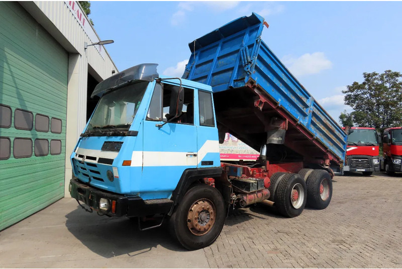 MAN STEYER 10 tyres. !!!AIR PROBLEM!! CLUTCH NOT GOING - Camion benne: photos 2 MAN STEYER 10 tyres. !!!AIR PROBLEM!! CLUTCH NOT GOING - Camion benne: photos 2