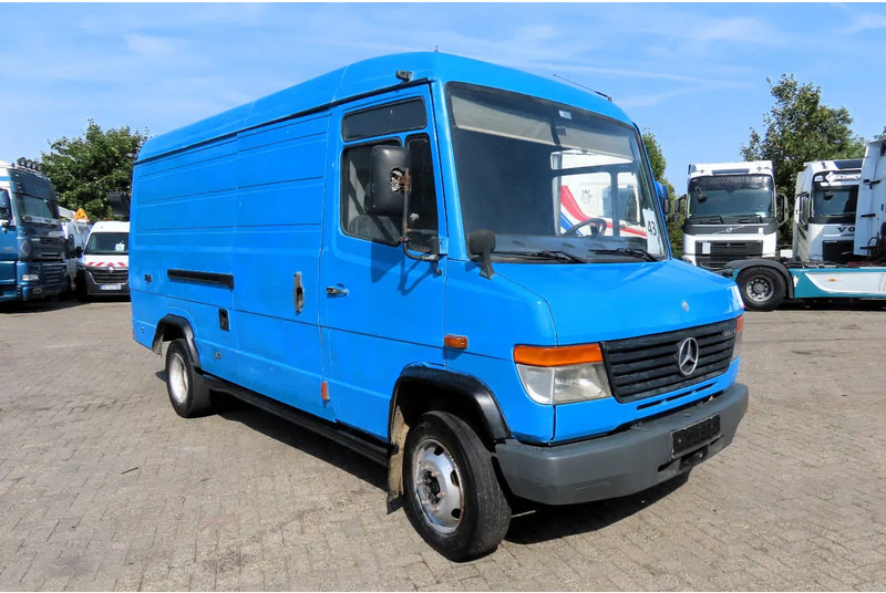 Mercedes-Benz Vario 812D - Fourgon utilitaire: photos 3 Mercedes-Benz Vario 812D - Fourgon utilitaire: photos 3